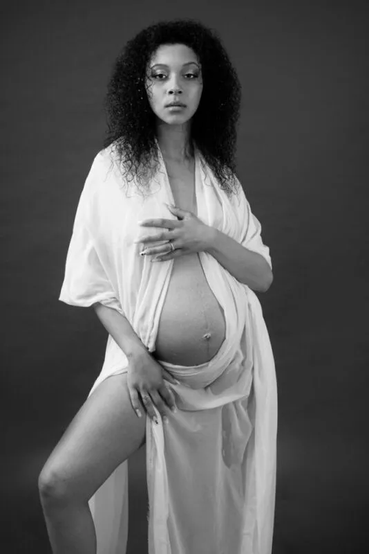 RI Maternity Photographer